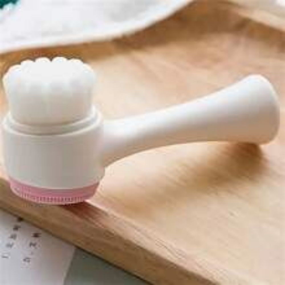 Easy-Clean Nylon Pet Paw Grooming Brush