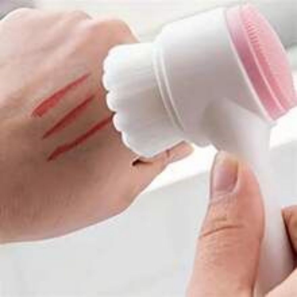 Easy-Clean Nylon Pet Paw Grooming Brush